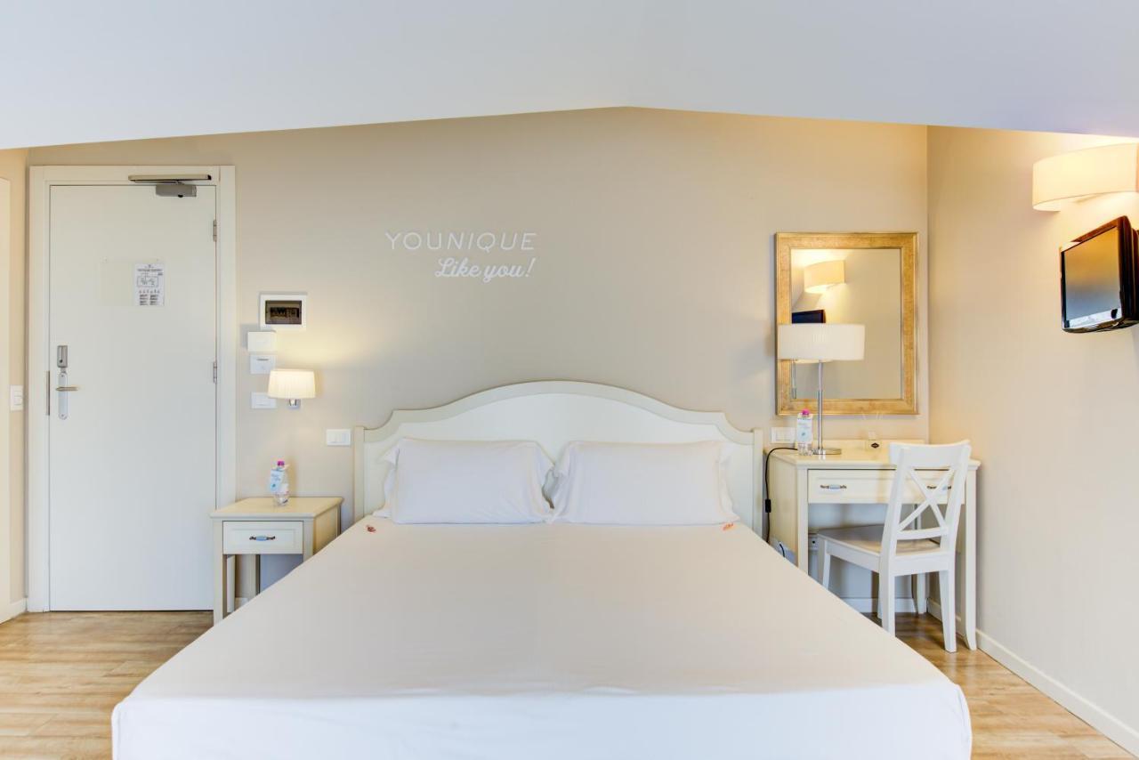 Beyou Hotel Villa Rosa Риччоне Екстер'єр фото