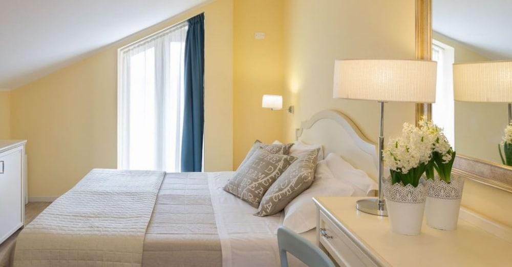 Beyou Hotel Villa Rosa Риччоне Екстер'єр фото